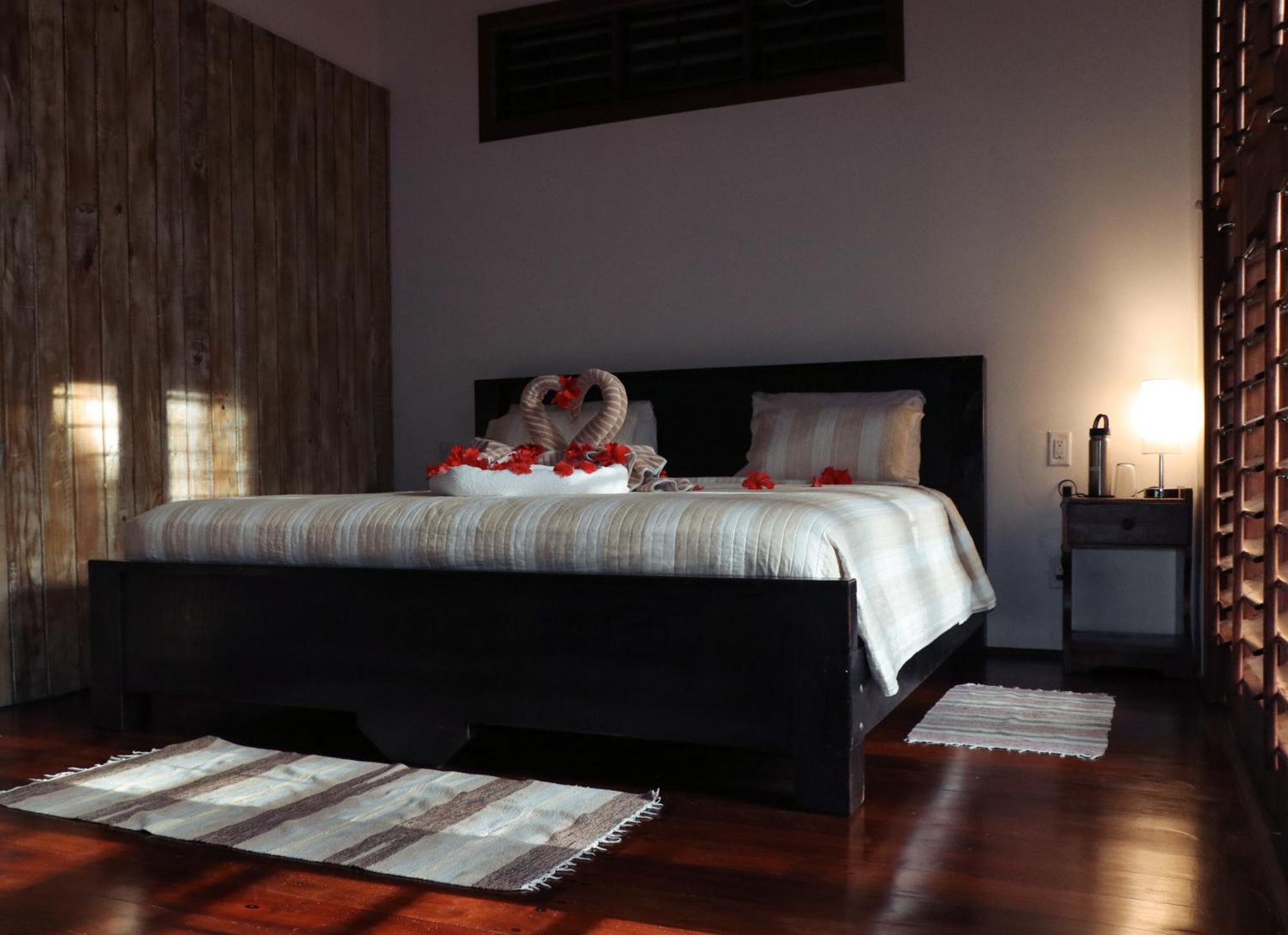 Oasis Bluff Beach Бокас дел Торо Екстериор снимка
